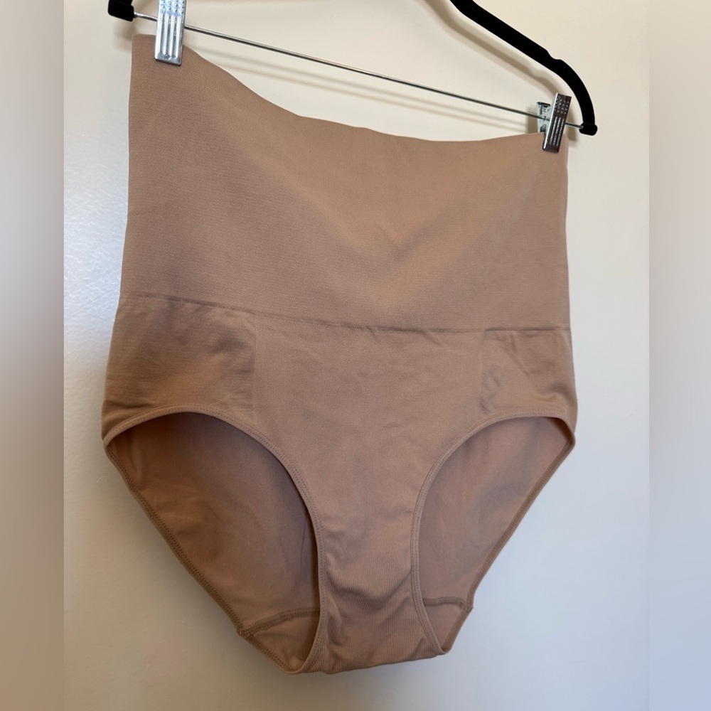 NWOT Shape by Cacique Tan High Waisted Shapewear in 26/28